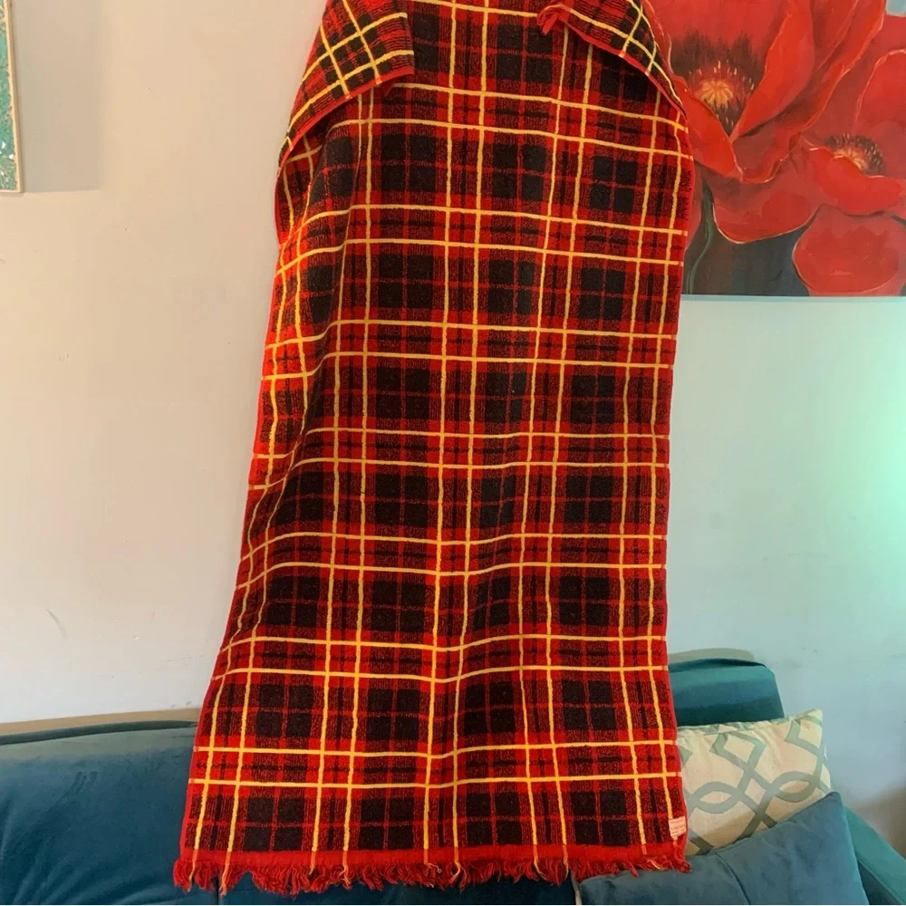 vintage Finlay’s bath towel Tartan Made In Scotland Pure Cotton